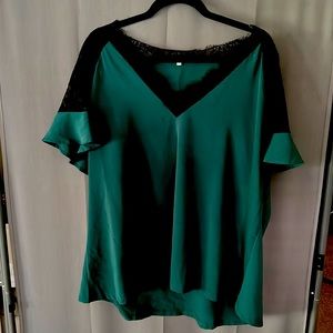 Flowy polyester and lace blouse